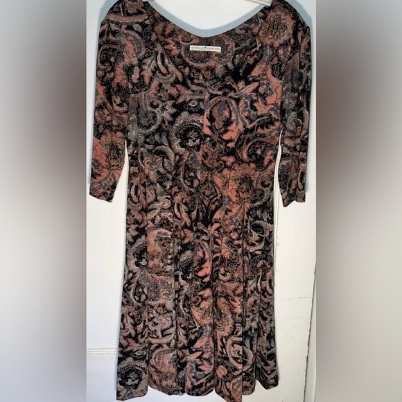 Dresses & Skirts - PERUVIAN CONNECTION ABSTRACT 3/4 SLEEVE DRESS